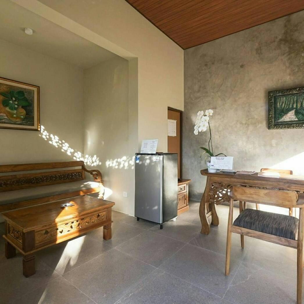 Arnaya Homestay Kuta Lombok Exteriör bild